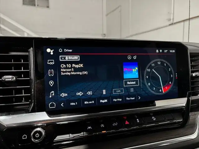 2024 GMC Sierra 1500 SLT | No Accidents | Remote Start | Leather in Cars & Trucks in Grande Prairie - Image 17