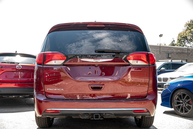2017 Chrysler Pacifica TOURING -L | NAVI |LEATHER INT | 7 PASS | in Cars & Trucks in Mississauga / Peel Region - Image 4