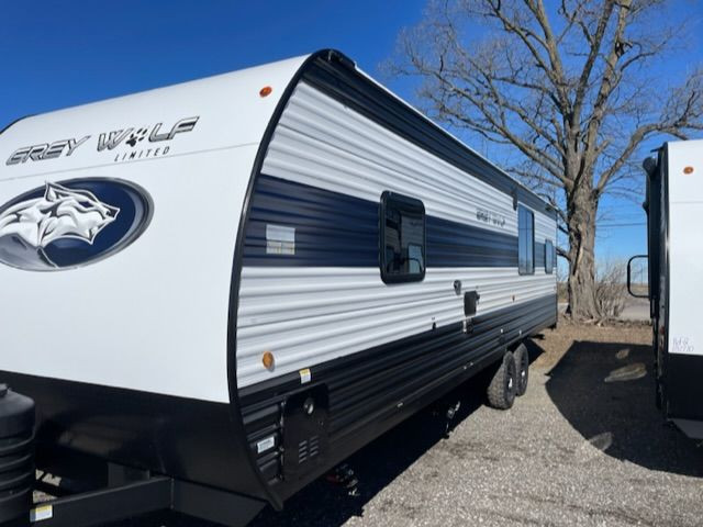 2024 FOREST RIVER GREYWOLF 24 RRT! AWESOME TOYHAULER! $41995!  in Travel Trailers & Campers in London - Image 2