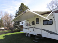  2011 Coachmen Chaparral Lite 29BHS