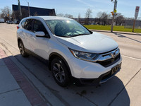 2019 Honda Crv LX AWD,excellent conditions,gas saver,2 previous owners,clean carfax,safety certifica... (image 4)