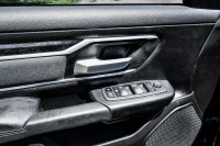 Low Mileage, Aluminum Wheels, Fog Lamps, Proximity Key, SiriusXM, Rear View Camera! 6 LOCATIONS KING... (image 9)