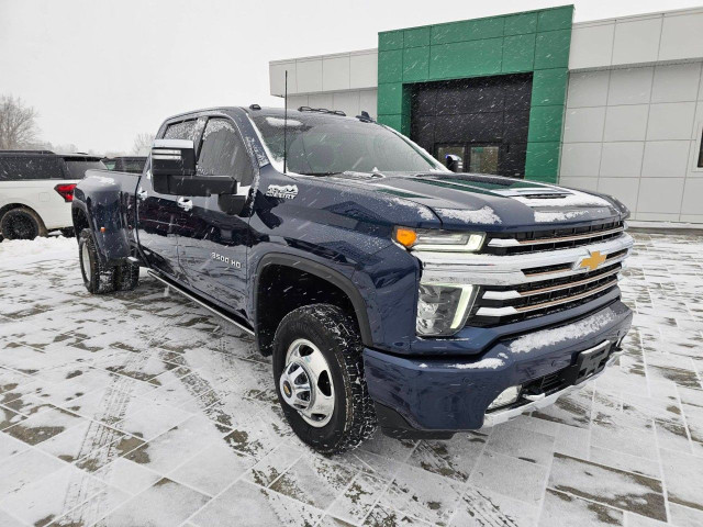 2022 Chevrolet Silverado 3500HD in Cars & Trucks in Ottawa - Image 4