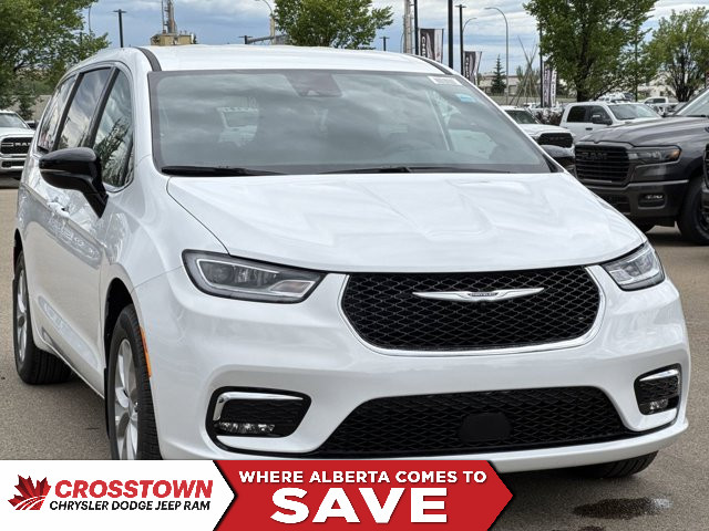 2025 Chrysler Pacifica Select | Remote Start | 10.1 Inch in Cars & Trucks in Edmonton