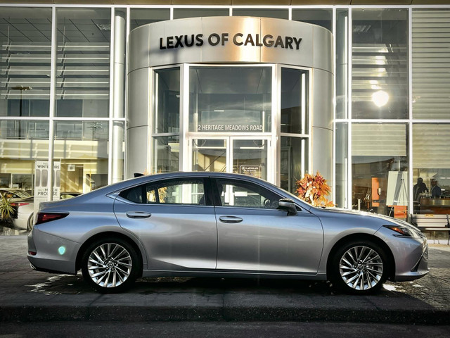 2023 Lexus ES 350 in Cars & Trucks in Calgary - Image 2