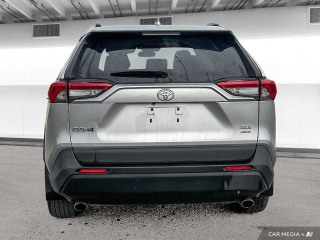 2020 Toyota RAV4 XLE in Cars & Trucks in Winnipeg - Image 4