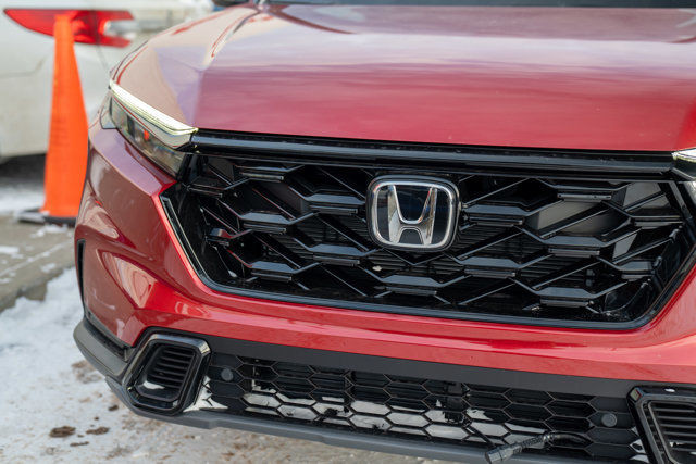2026 Honda CR-V Hybrid EX-L in Cars & Trucks in Edmonton - Image 3
