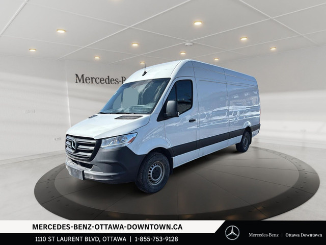 2022 Mercedes-Benz Sprinter 2500 Cargo 170 in Cars & Trucks in Ottawa