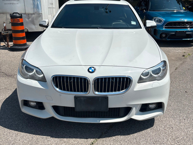 2014 BMW 5 Series 4dr Sdn 528i xDrive M Sport Package in Cars & Trucks in City of Toronto - Image 2