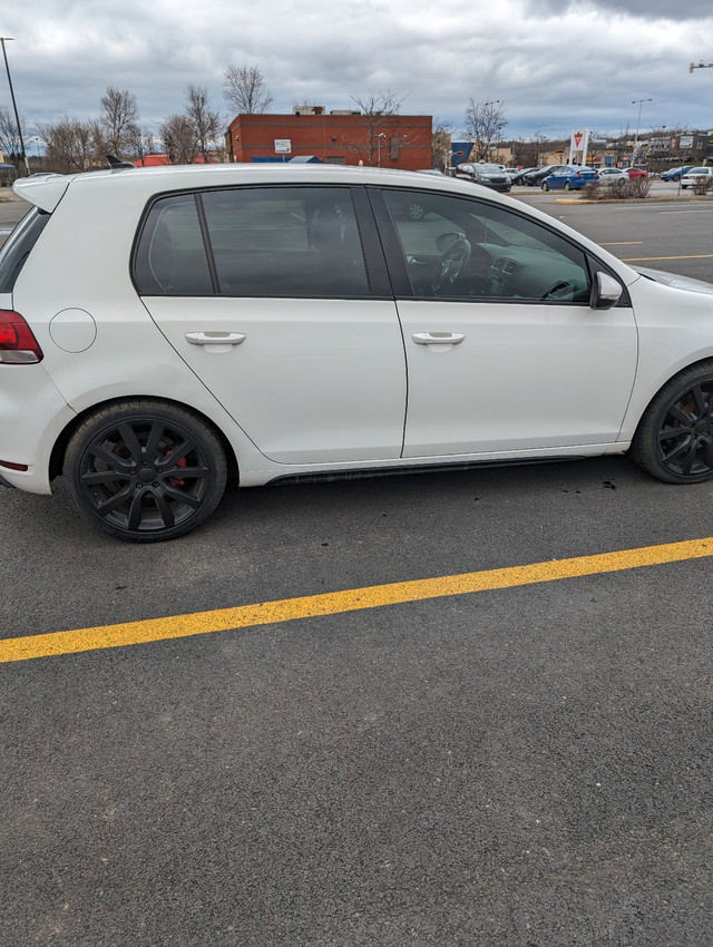 2013 Volkswagen GTI Bluetooth Cuir Toit Ouvrant in Cars & Trucks in Québec City - Image 3