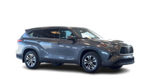 Odometer is 16232 kilometers below market average! Recent Arrival! 2022 Toyota Highlander Leather, N... (image 1)
