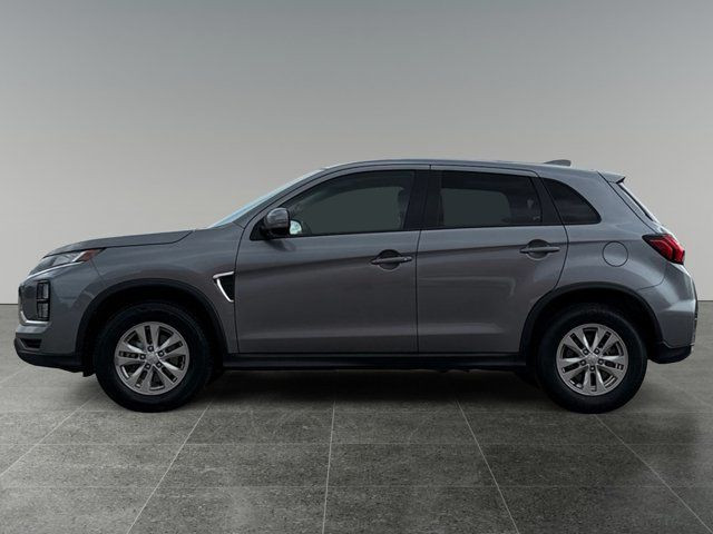 2023 Mitsubishi RVR SE in Cars & Trucks in Calgary - Image 2