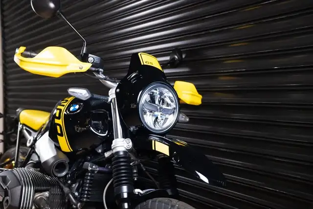 2021 BMW R NINET URBAN 1200CC-BLACK! in Street, Cruisers & Choppers in Edmonton - Image 9