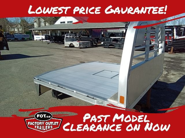 2024 CM TRUCK BED Aluminum Short Box Truck Deck in Cargo & Utility Trailers in Prince George