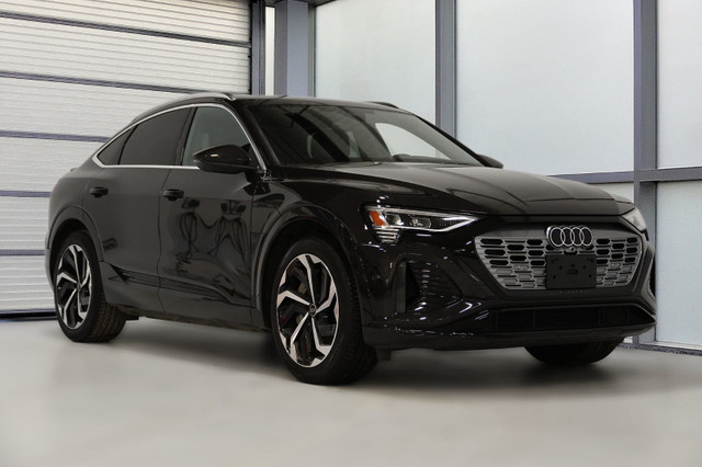 2024 Audi Q8 e-tron Sportback Tech pack / 20'' / Carplay / Quatt in Cars & Trucks in Longueuil / South Shore