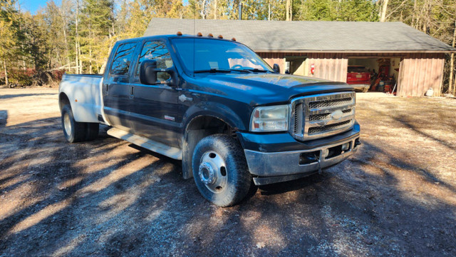 2006 Ford Super Duty F-350 DRW Crew Cab 156" 4WD KING RANCH in Cars & Trucks in City of Toronto - Image 2