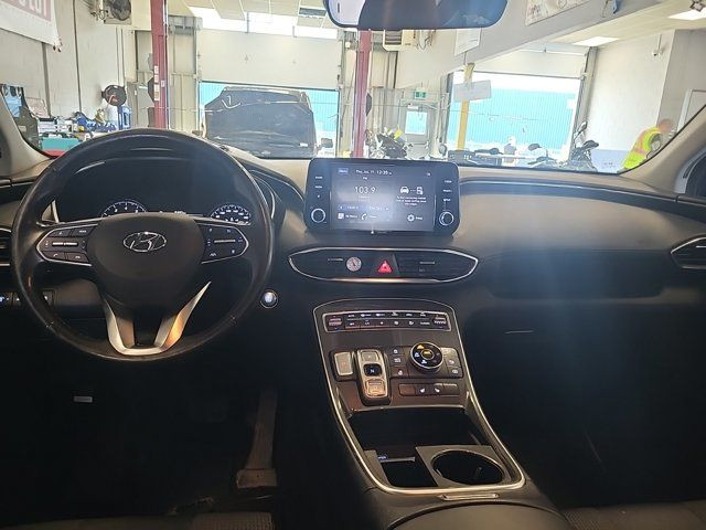2021 Hyundai Santa Fe Preferred AWD | Adaptive Cruise in Cars & Trucks in Guelph - Image 3