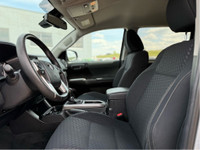 Built tough and ready for adventure, the 2021 Toyota Tacoma is a midsize pickup that blends rugged c... (image 9)