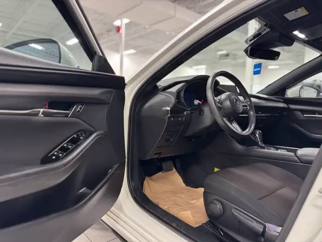 2019 Mazda Mazda3 GS HB AWD + CAMERA - S. CHAUFFANT in Cars & Trucks in Laval / North Shore - Image 10
