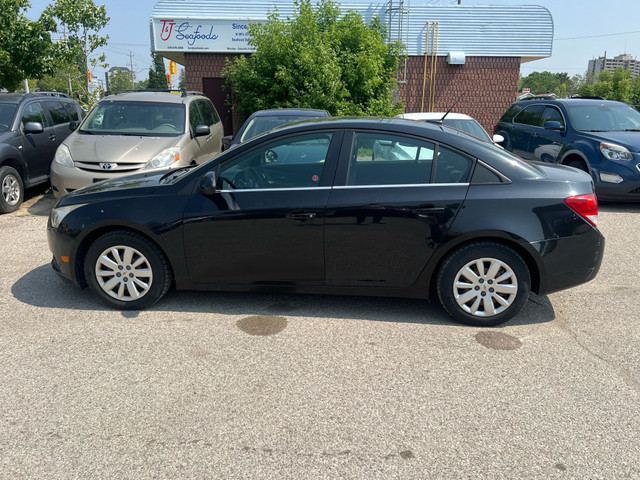 2011 Chevrolet Cruze 4dr Sdn LT Turbo w/1SA in Cars & Trucks in Kitchener / Waterloo - Image 4