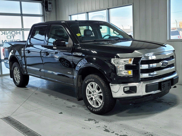 2016 Ford F-150 LARIAT 4X4 | HEAT/COOL LEATHER | PANORAMIC ROOF in Cars & Trucks in Regina - Image 2