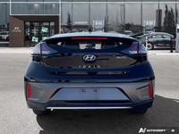 Experience effortless driving with this 2020 Hyundai Ioniq Electric Preferred Hatchback, boasting a... (image 4)