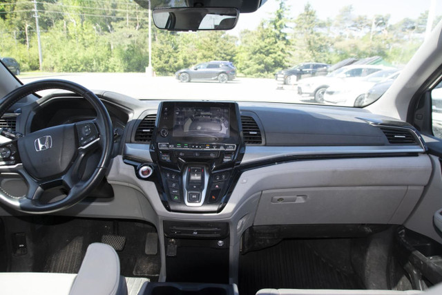 2018 HONDA ODYSSEY TOURING in Cars & Trucks in Oshawa / Durham Region - Image 4