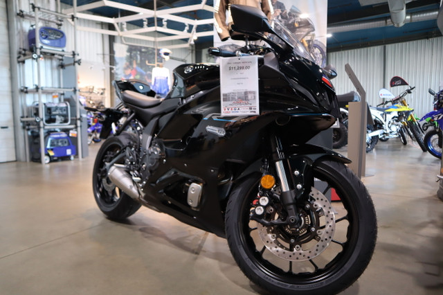 2023 Yamaha R7 Black in Sport Bikes in Edmonton