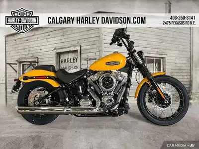 Born to be yours. The Street Bob is a lean, mean bobber with mini-ape handlebars, mid-mounted foot c...