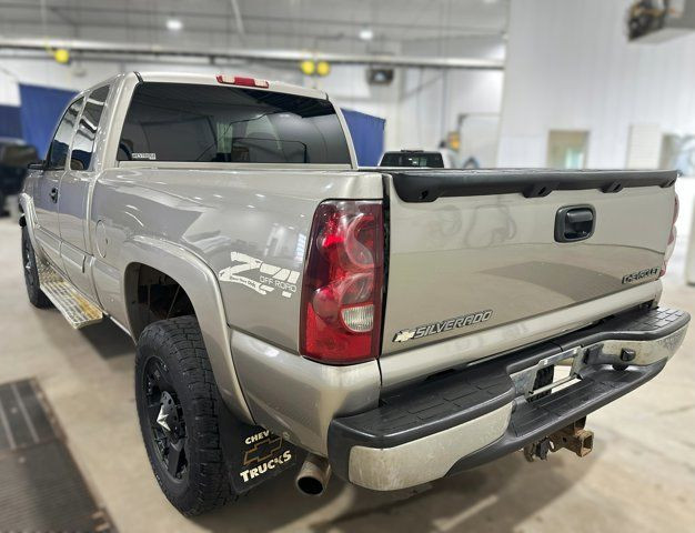 2003 Chevrolet Silverado 1500 K1500 SILVERADO in Cars & Trucks in Lloydminster - Image 4