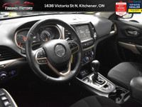 Aiming to be more than another run-of-the-mill crossover, the Cherokee brings a measure of ruggednes... (image 8)