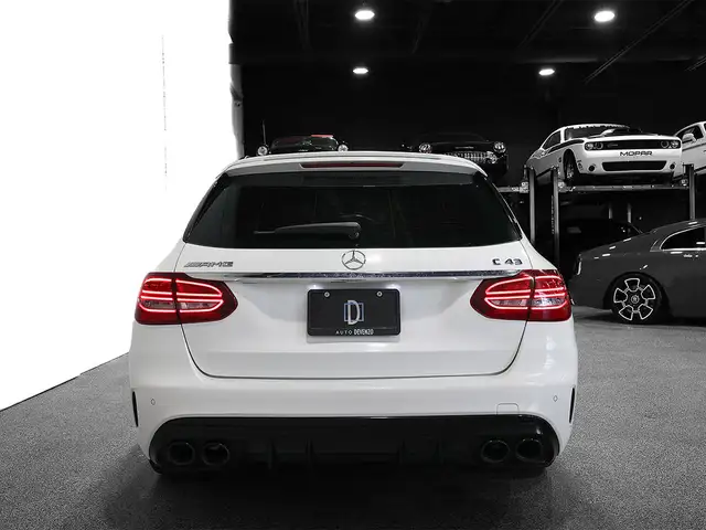 2020 Mercedes-Benz C-Class AMG C43 4MATIC Wagon Drivers Package  in Cars & Trucks in Laval / North Shore - Image 5