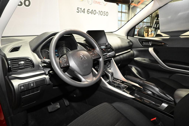 2023 Mitsubishi Eclipse CROSS AWC SIEGE CHAUFFANT MAG in Cars & Trucks in City of Montréal - Image 4