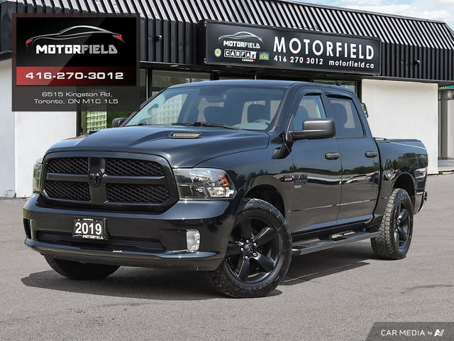 2019 Ram 1500 Classic Express 1500 Crew Cab 4x4 5.7L *Night PKG* in Cars & Trucks in City of Toronto
