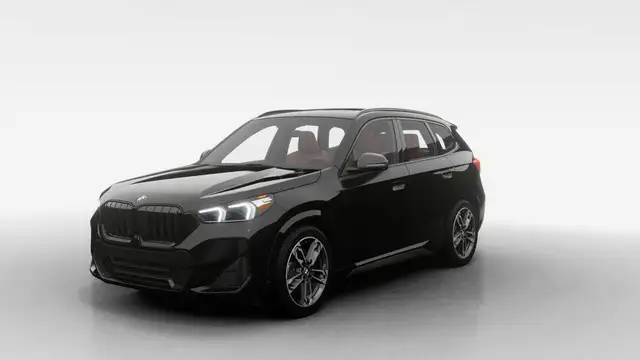 2025 BMW X1 xDrive28i | Édition M Sport | Entretien Régulier in Cars & Trucks in City of Montréal - Image 2