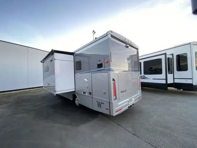 2025 Winnebago View 24T in RVs & Motorhomes in Abbotsford - Image 8