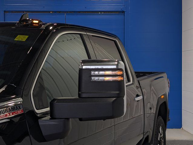2025 GMC Sierra 2500HD Denali- Power Sunroof - Tech Pkg in Cars & Trucks in Barrie - Image 3