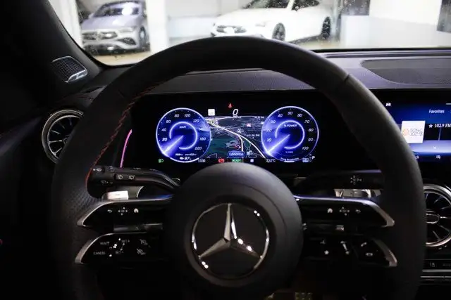 2024 Mercedes-Benz EQB EQB 250+ SUV in Cars & Trucks in Edmonton - Image 18