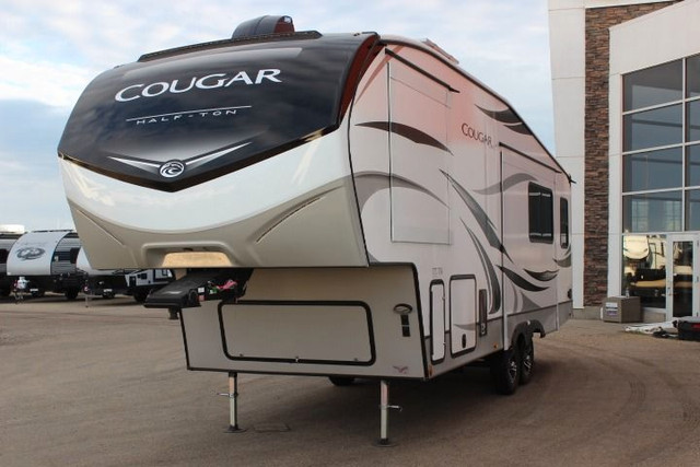 2023 Keystone RV Cougar Half-Ton 24RDS in Travel Trailers & Campers in Edmonton - Image 4