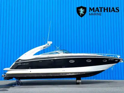 Bateau Cruiser COBALT 36 2004 Concessionnaire de bateaux et pontons neufs et d'occasion Mathias Mari...