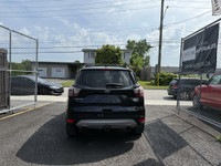 This 2017 Ford Escape SE AWD is a sleek and reliable SUV that's ready for your next adventure. With... (image 5)