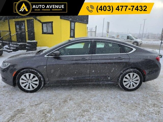 2016 Chrysler 200 LX - TOUCHSCREEN & KEYLESS ENTRY in Cars & Trucks in Calgary - Image 2