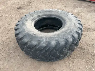 Michelin 20.5R25 XTLA wheel loader spare tire w/ deep tread