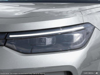 This Volkswagen Tiguan boasts a Intercooled Turbo Regular Unleaded I-4 2.0 L/121 engine powering thi... (image 8)