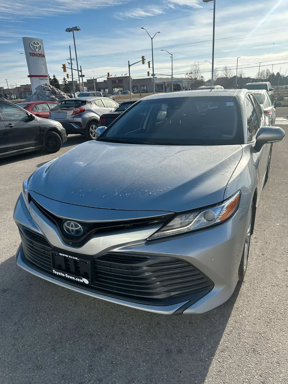 2019 Toyota Camry XLE Hybrid