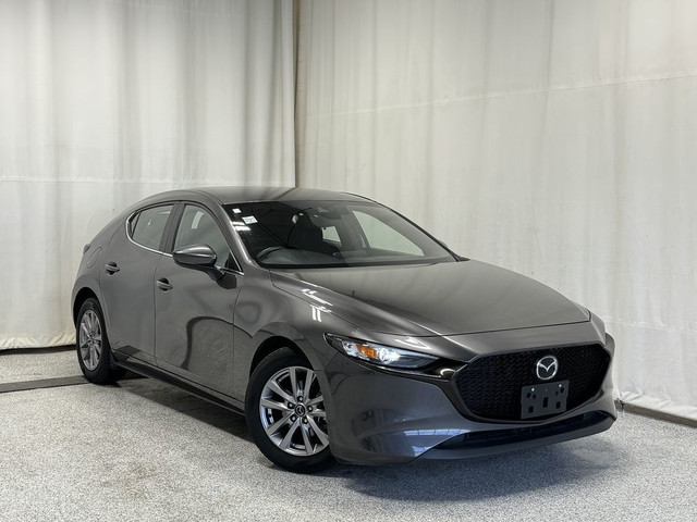 2019 Mazda3 Sport GS in Cars & Trucks in Strathcona County - Image 2