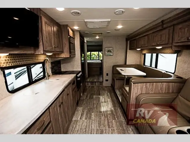 2019 Forest River RV Sunseeker 3010DS Ford in RVs & Motorhomes in Ottawa - Image 9