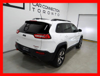 2015 JEEP CHEROKEE TRAILHAWK 4X4 CARFAX VERIFIED, REBUILT TITLE 209,500KM AUTOMATIC TRANSMISSION WHI... (image 4)