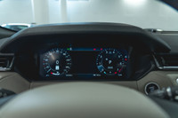 Land Rover Range Rover Velar P400 R-Dynamic HSE 2021: - Extérieur gris métallisé CARPATHIAN et intér... (image 4)