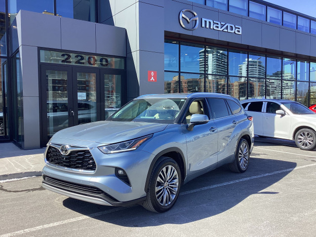 2021 Toyota Highlander Limited LIMITED / AWD / 7 PASSAGERS in Cars & Trucks in Laval / North Shore